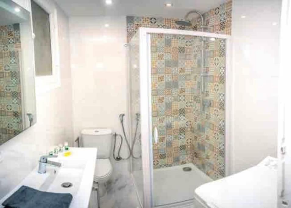 3 Pieces En Plein Centre-ville Niza